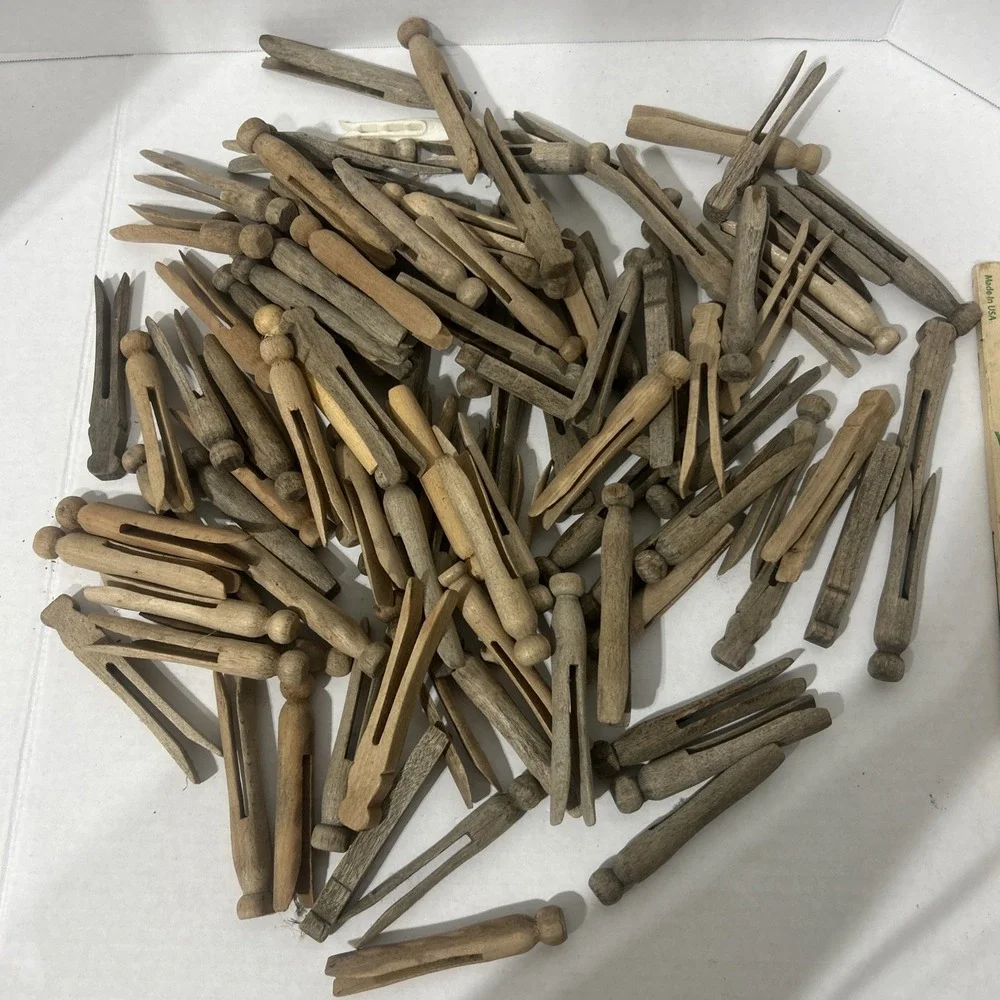 Vtg 100 Wooden Clothespins Round Head Peg Style Bulk Lot Rustic Farmhouse Decor